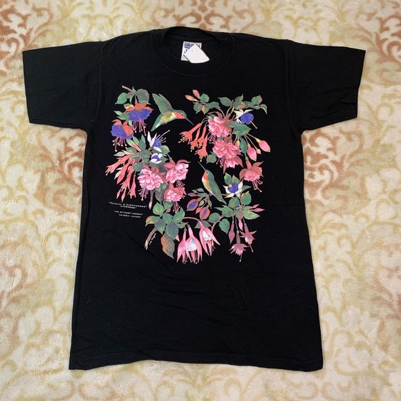 Floral Hummingbirds tee - Picture 1 of 1